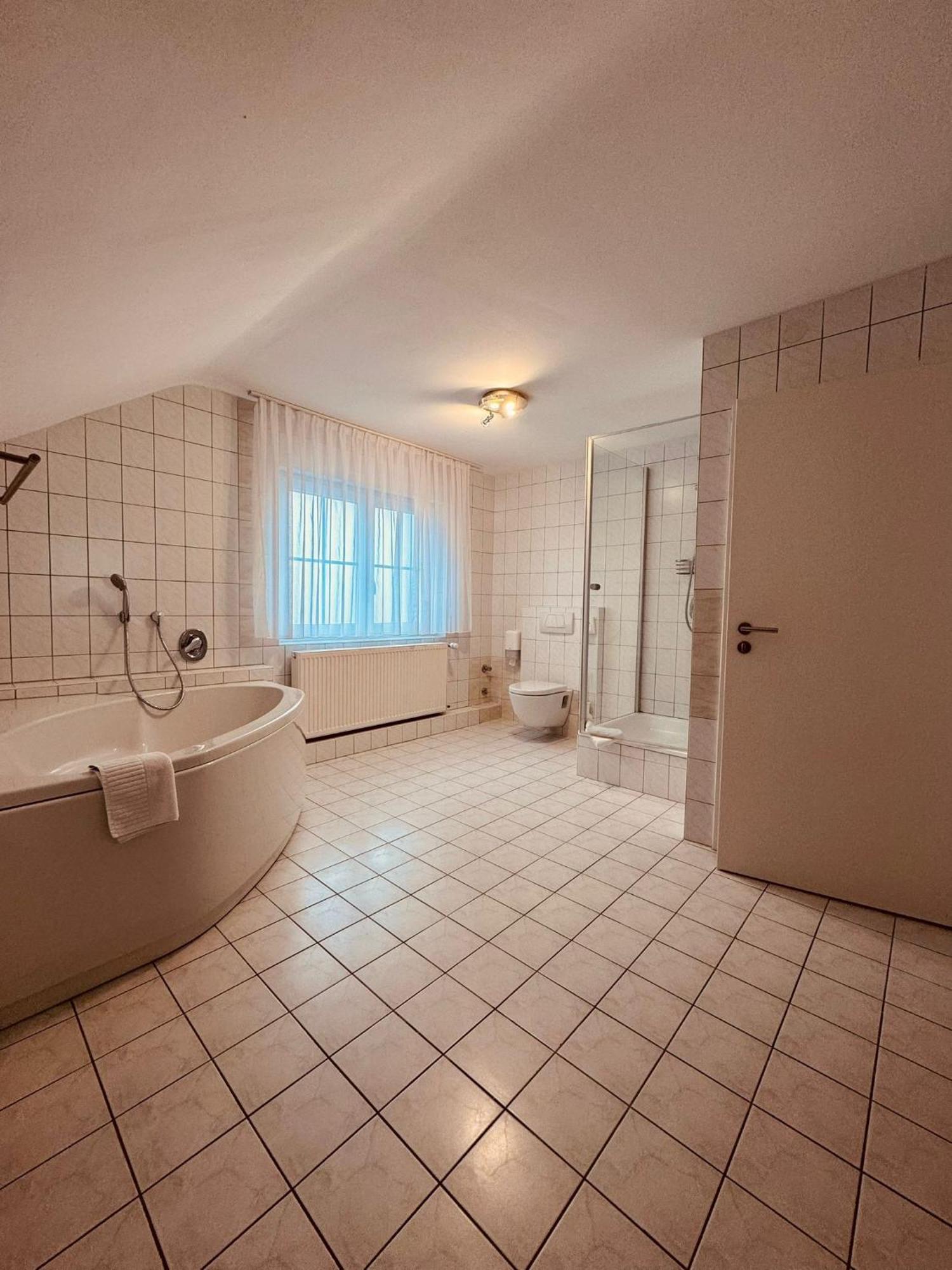 Das Haus Am See ジンツハイム 部屋 写真